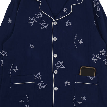 Pijama con estampado de garabatos de estrellas