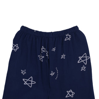 Pijama con estampado de garabatos de estrellas