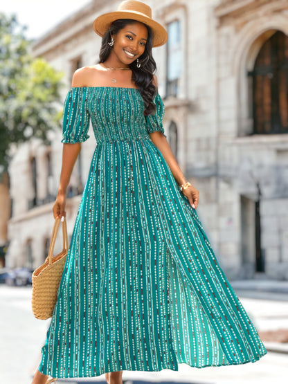 Vestido con cuello recto y estampado geométrico