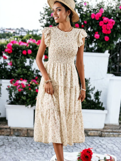 Vestido midi fruncido con mangas cortas y volantes a cuadros y estampado floral