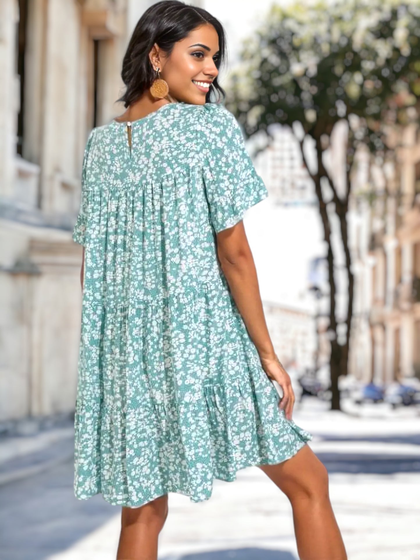 Round Neck Floral Shift Dress