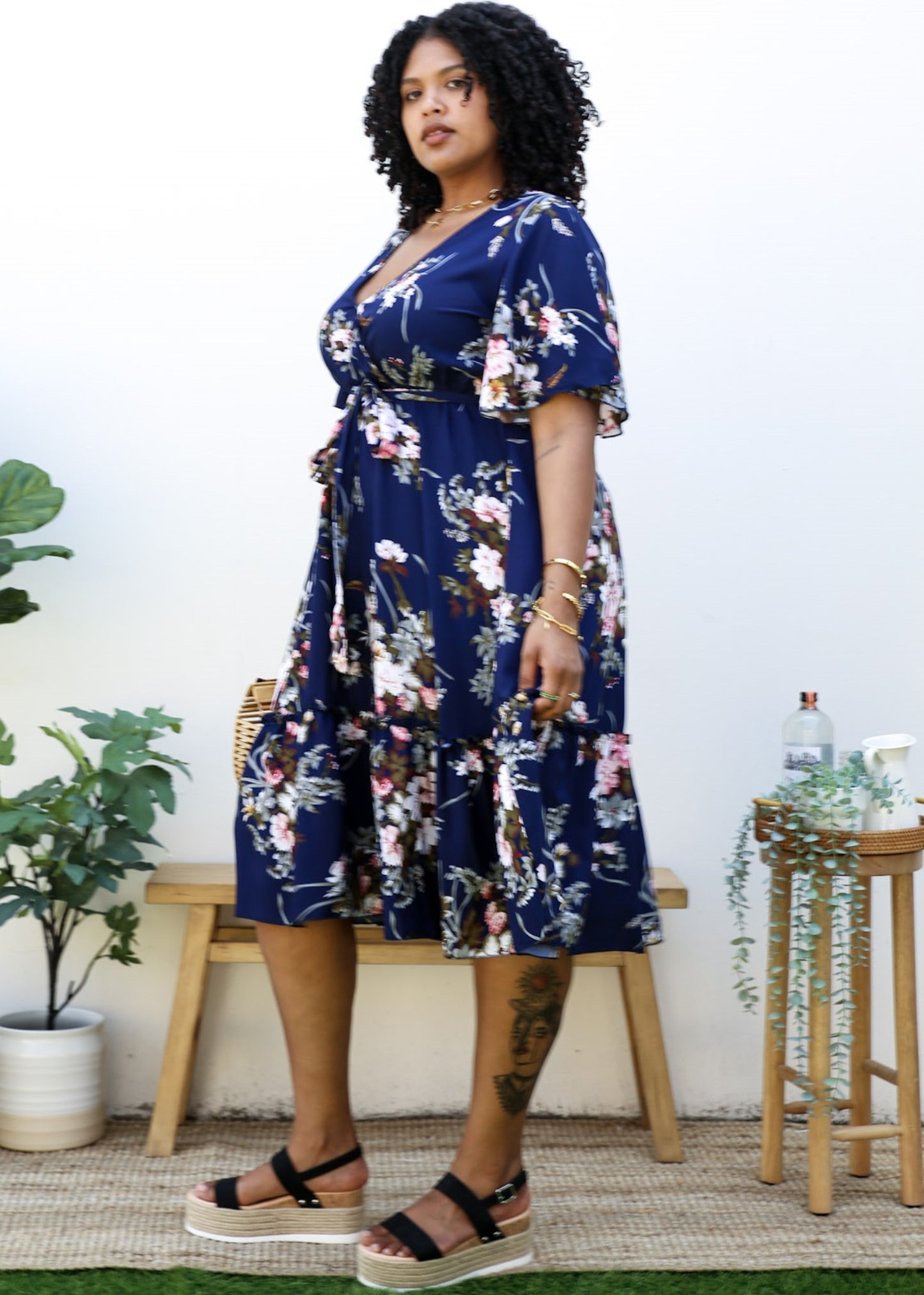 Plus Size V Neck Floral Print Flowy Navy Maxi Dress