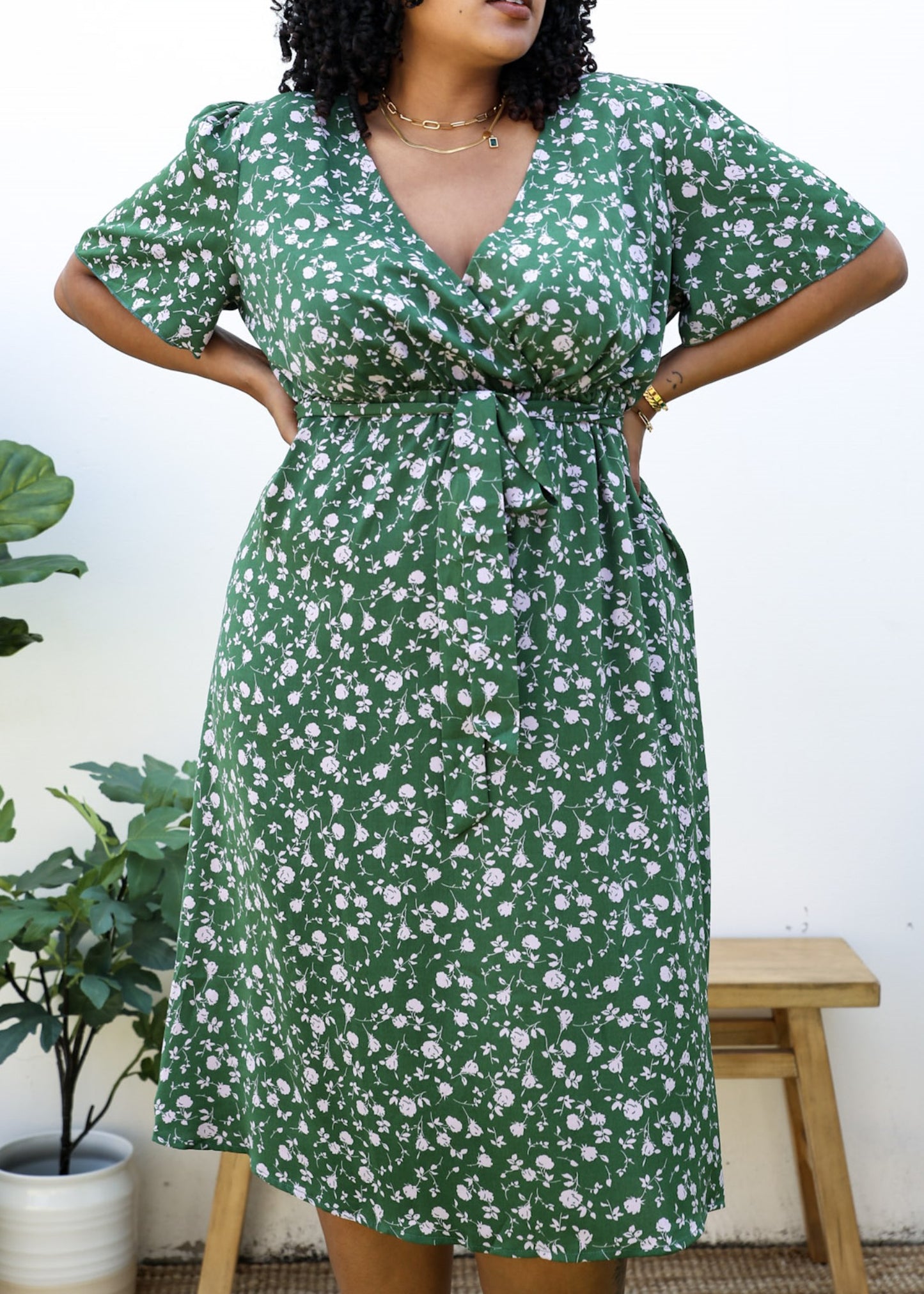 Plus Size Green Maxi Dress with Light Pink Floral Print