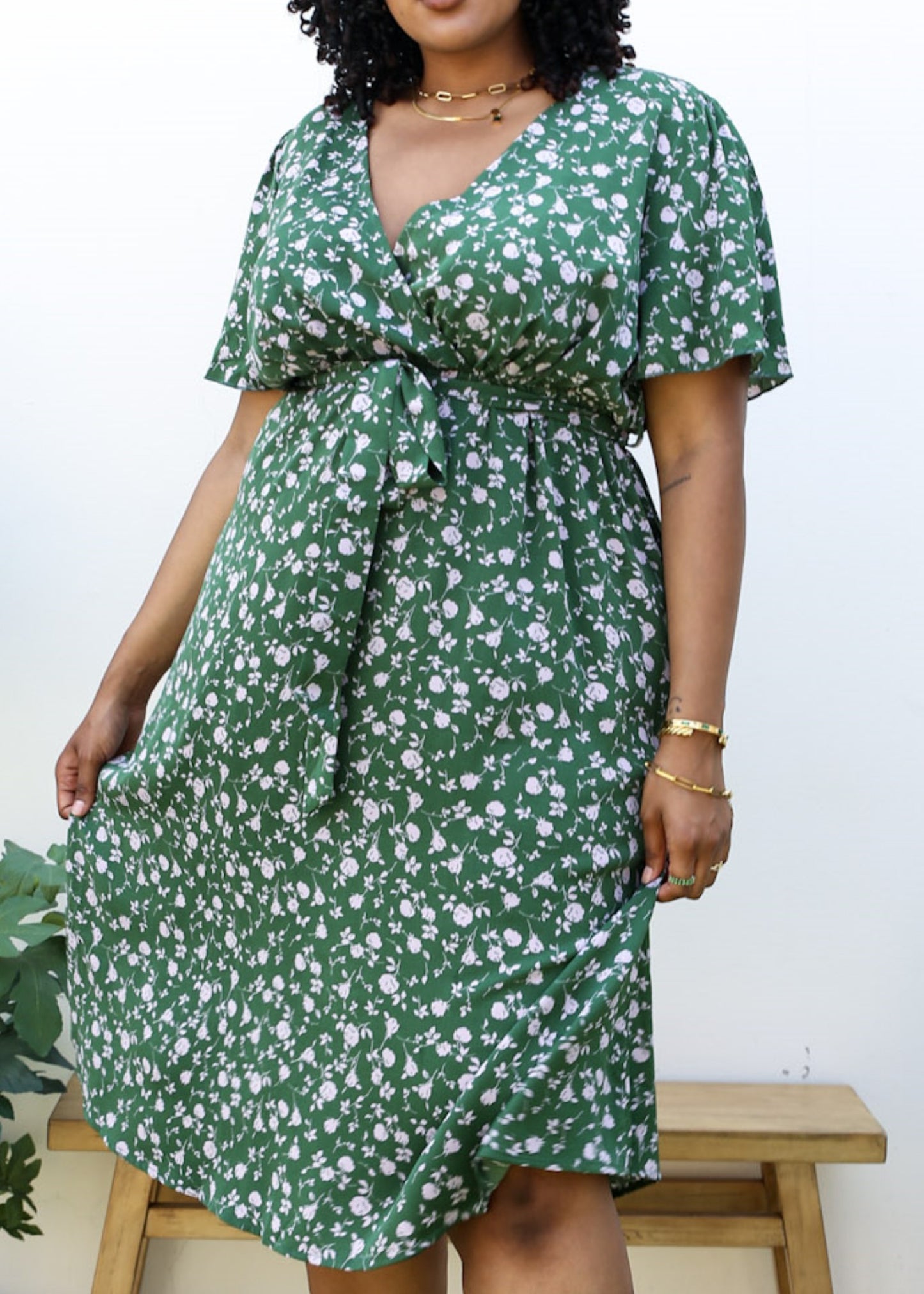 Plus Size Green Maxi Dress with Light Pink Floral Print