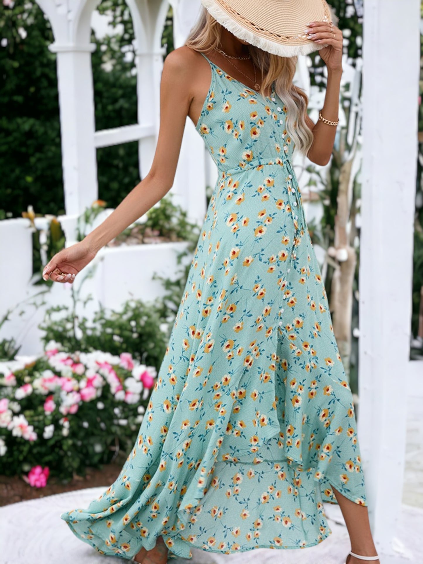 Vestido de verano de corte alto y bajo con estampado floral