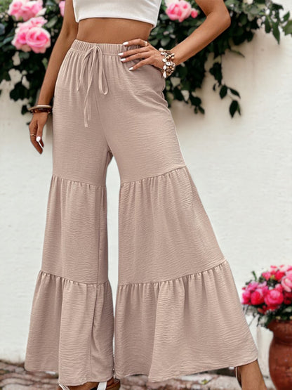 Pantalones anchos con cintura anudada