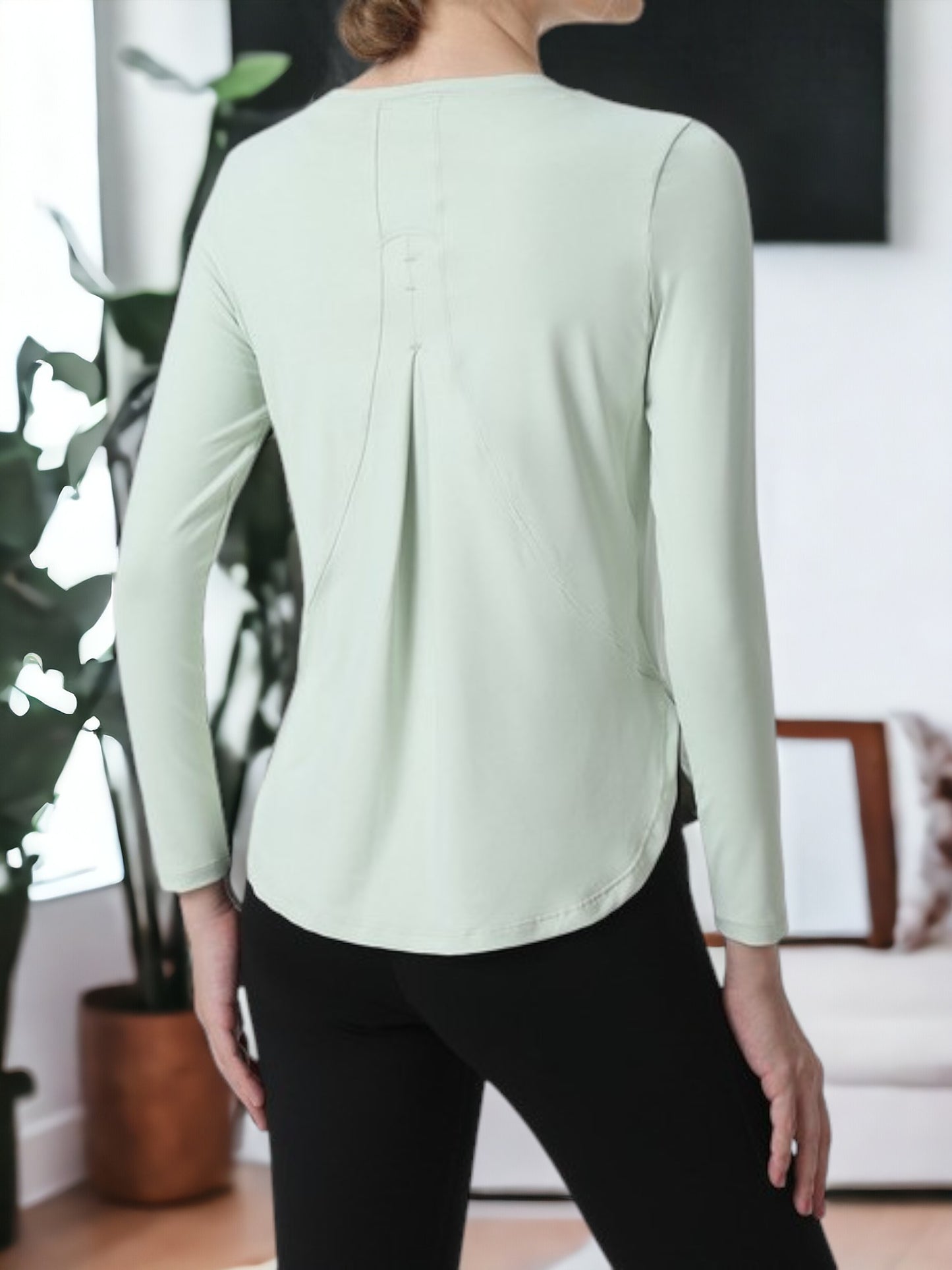 Loose Slim Long Sleeved Quick Drying Yoga Sweatshirt