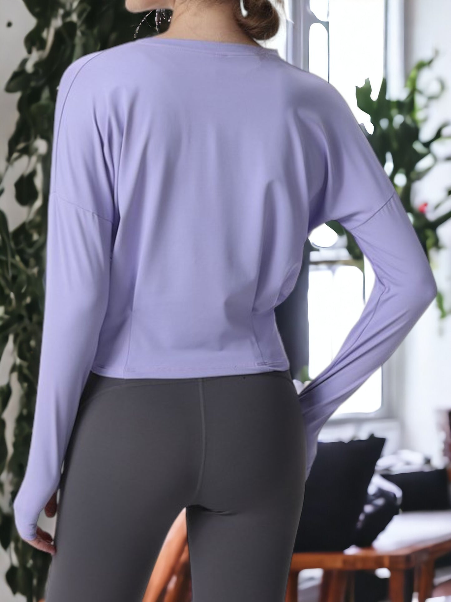 Breathable and Versatile Long Sleeved Fitness Yoga Sweatshirt