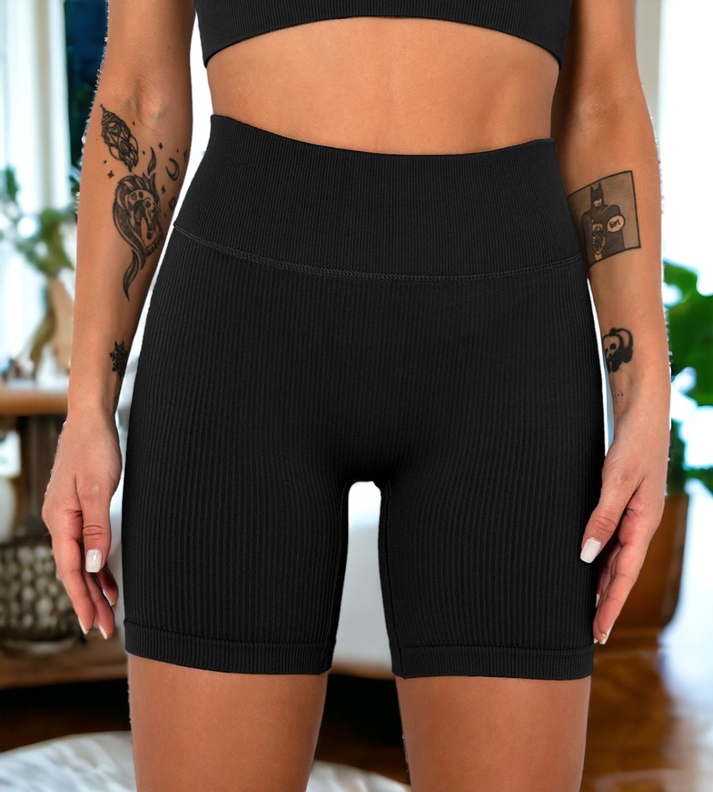 Seamless Threaded Hip Yoga Shorts