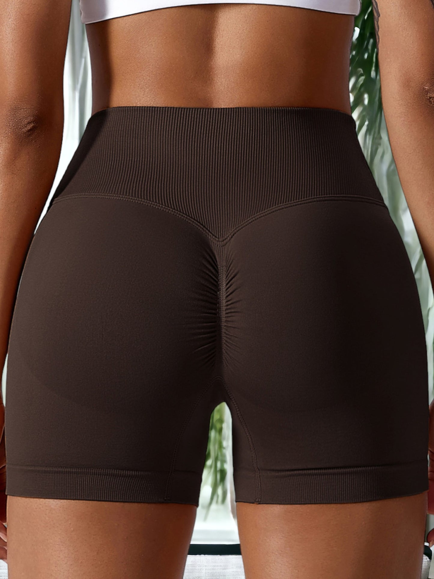 Elastic High Waisted Seamless Sports Shorts