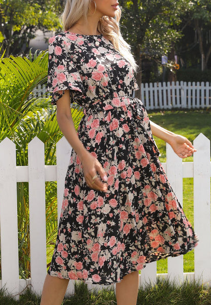 Round Neck Floral Pleated Dress