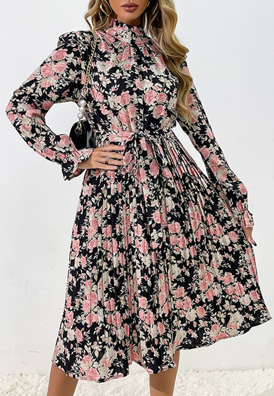 Vestido floral plisado con lazo en la cintura