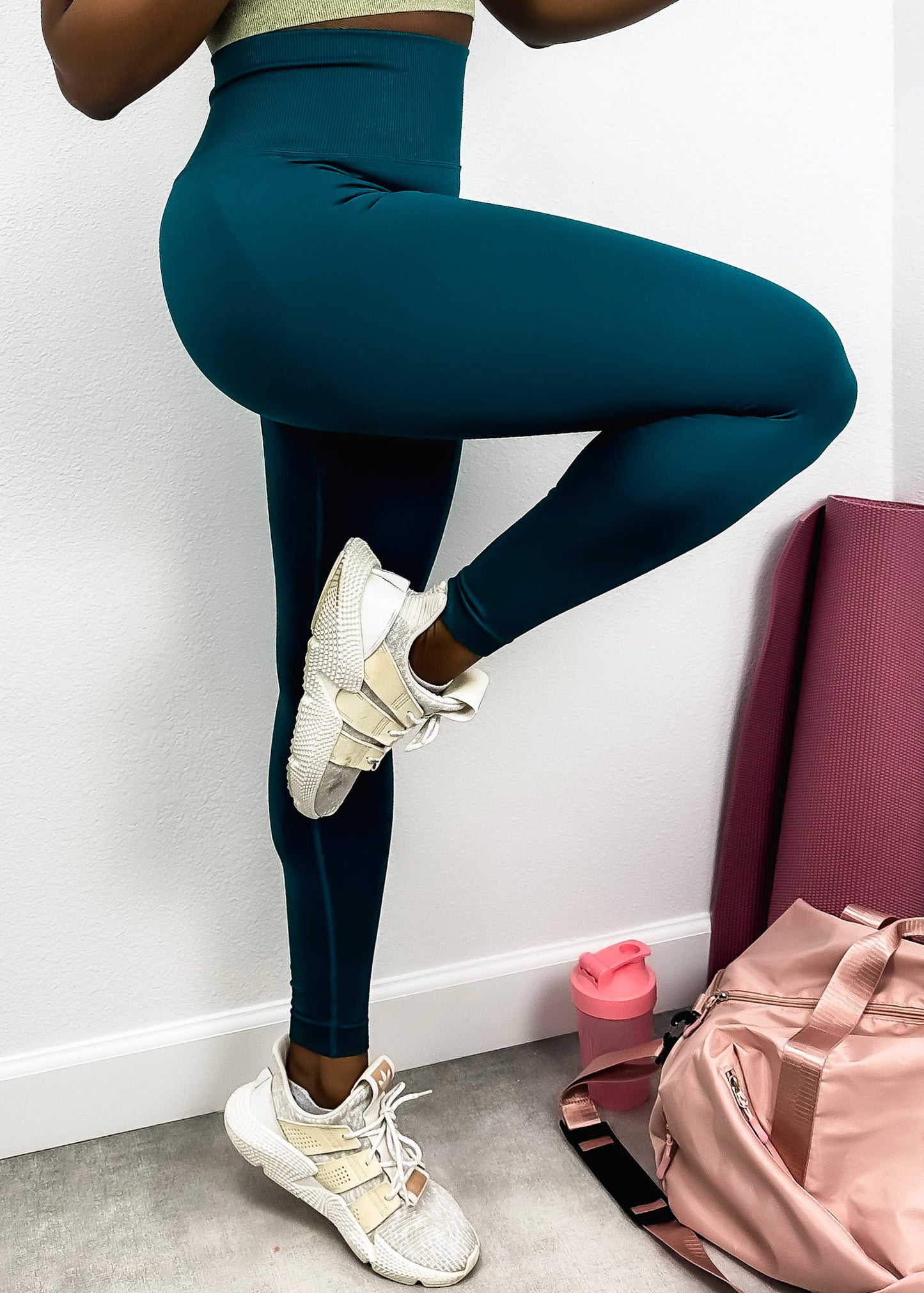 Hip Sculpting High Rise Flared Yoga Pants with Pockets – Anna-Kaci