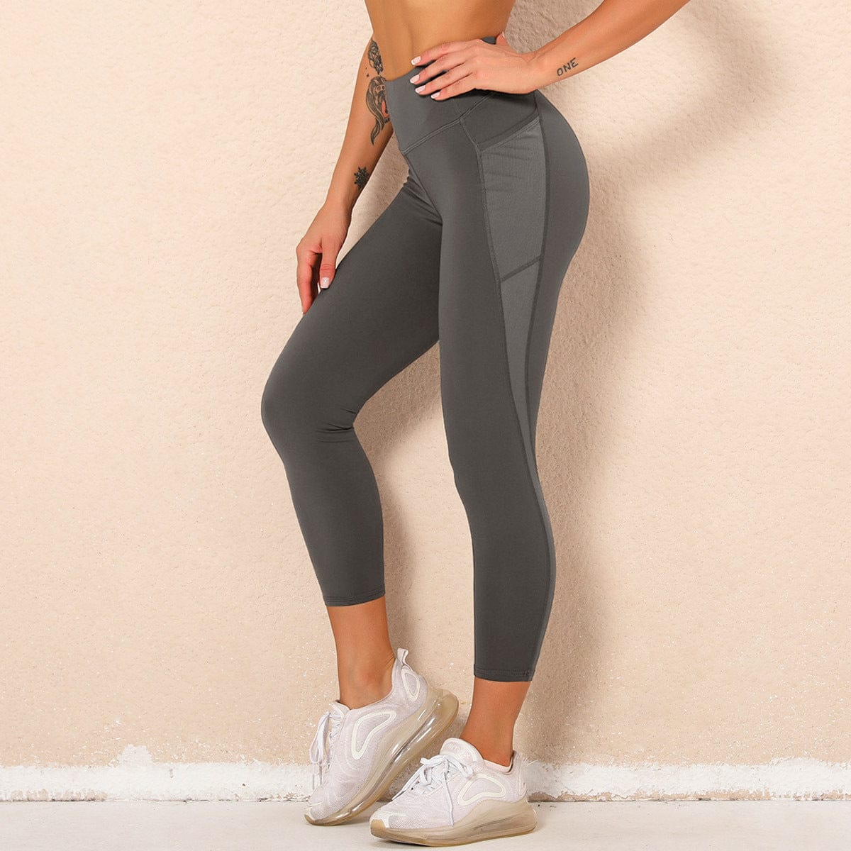 Mid Rise Mesh Paneling Leggings