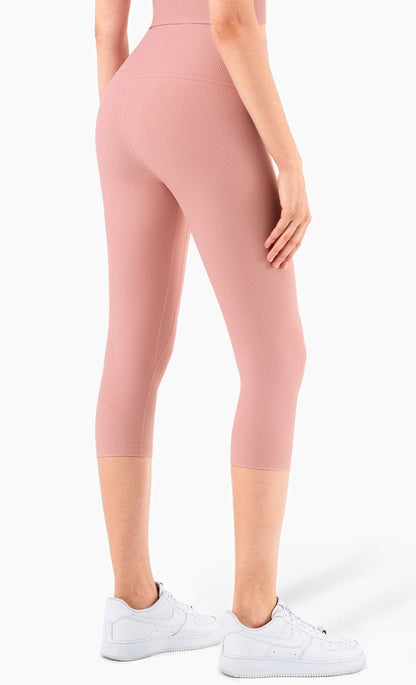 High Rise Cropped Leggings w/ Seamings