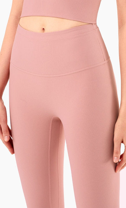 High Rise Cropped Leggings w/ Seamings