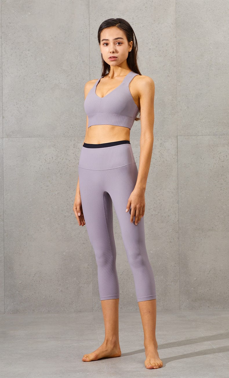 High Rise Cropped Leggings w/ Seamings