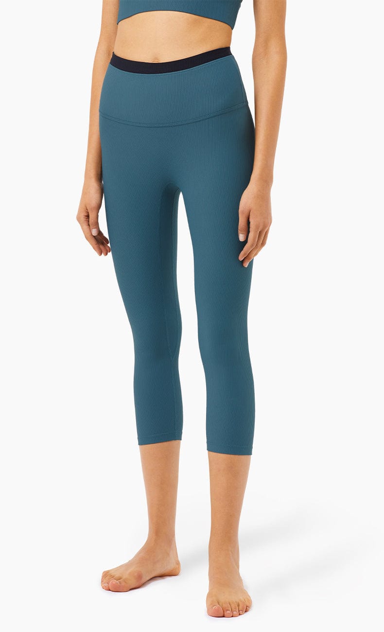 High Rise Cropped Leggings w/ Seamings