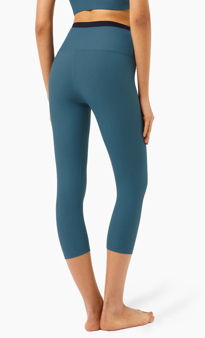 High Rise Cropped Leggings w/ Seamings