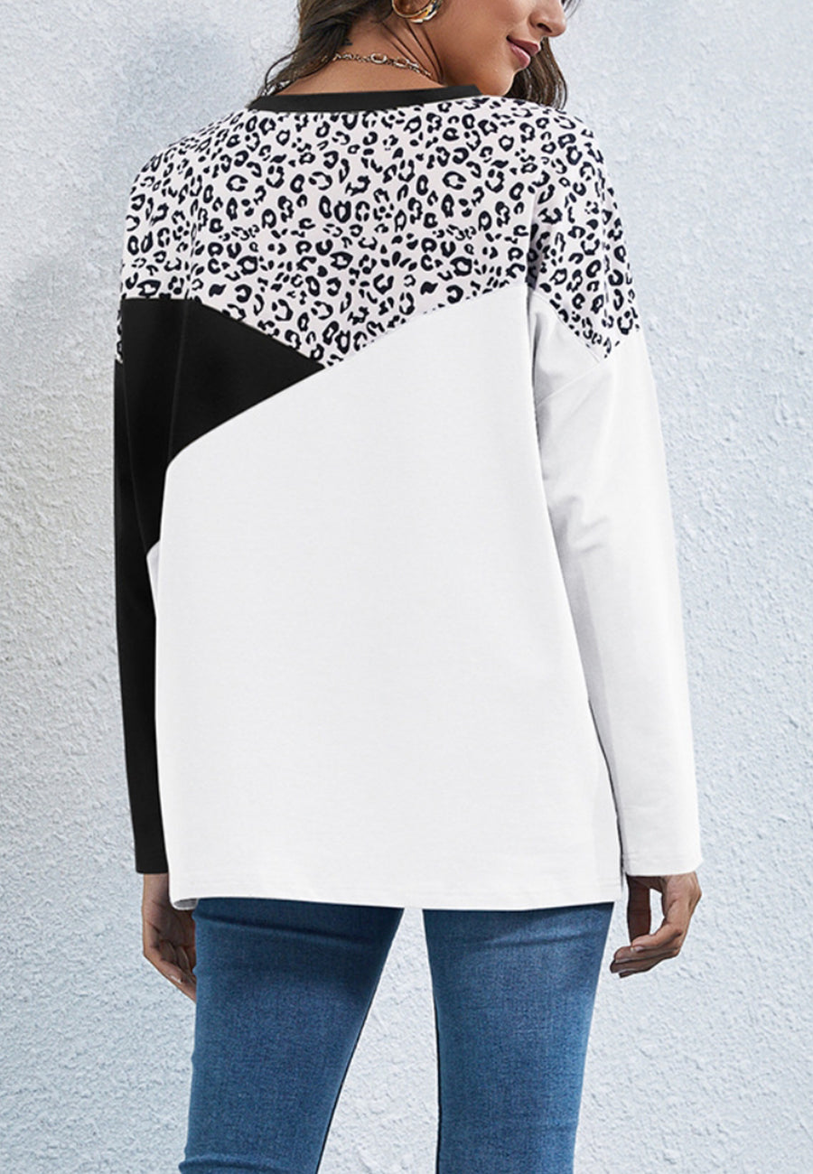 Tri-Tone Curved Detail Sweater