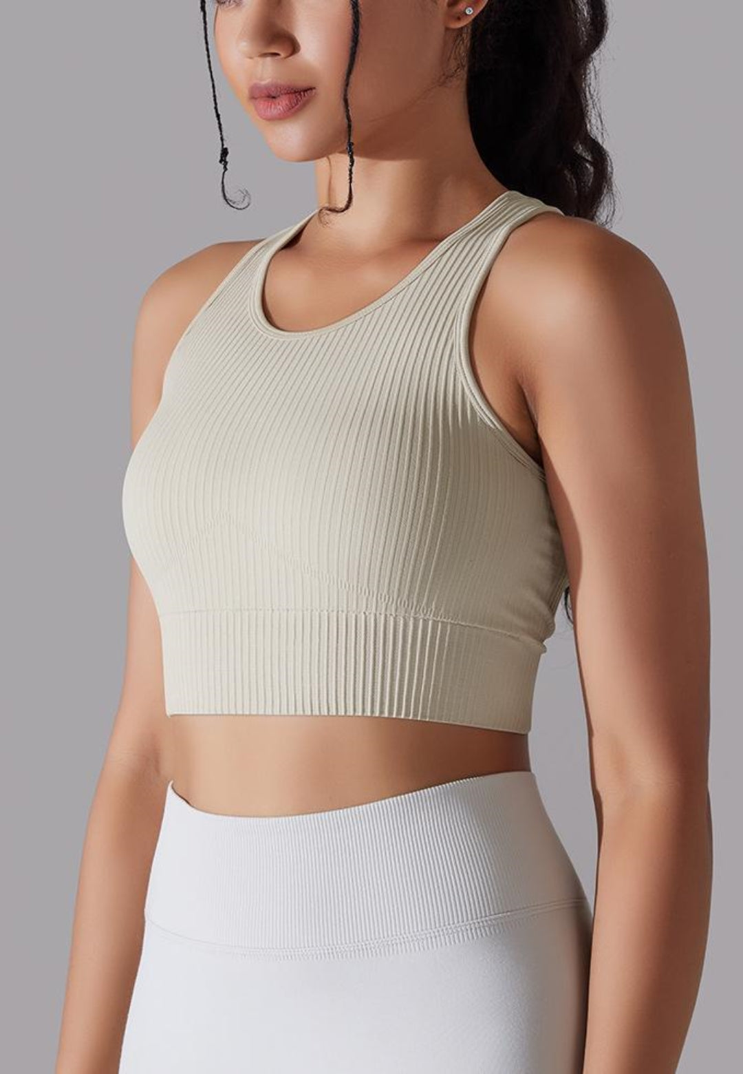 Round Neck Ribbed Sports Bra