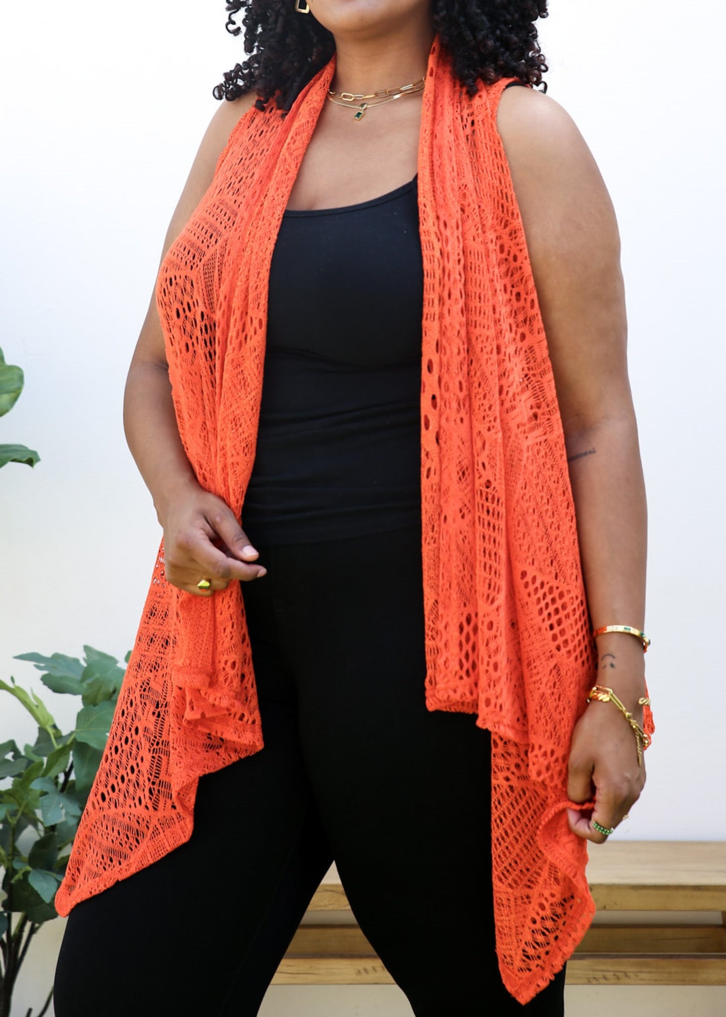 Chaleco tipo cárdigan tipo chal sin mangas con abertura frontal de crochet estilo bohemio de talla grande, color naranja