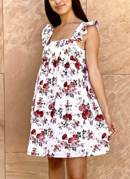 Vestido de verano con talle imperio y estampado floral 