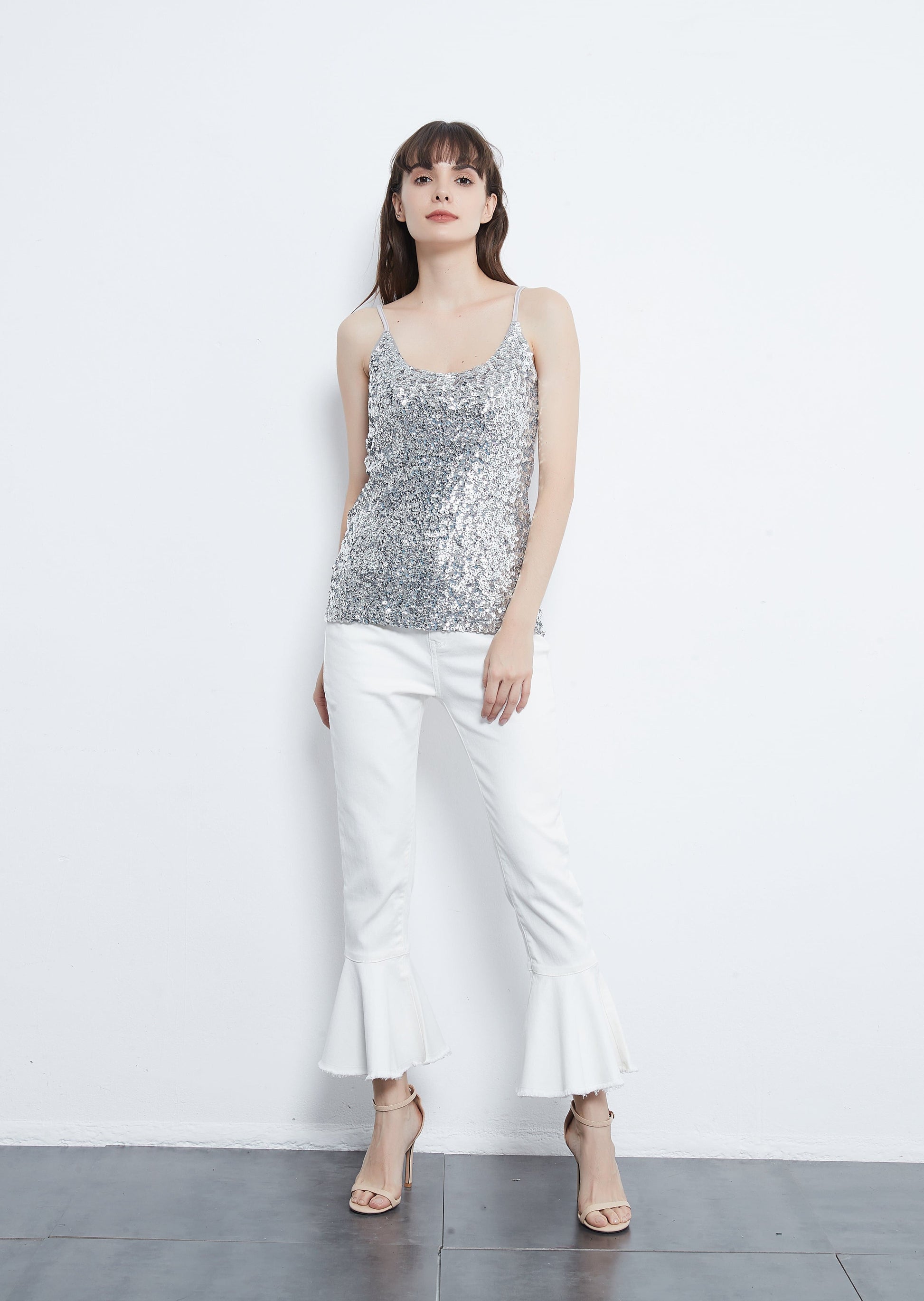 Move Over Black Sequins, Make Room For My Favorite Color!  Sequin tank  outfit, Sequins top outfit, Sequin tank top outfit